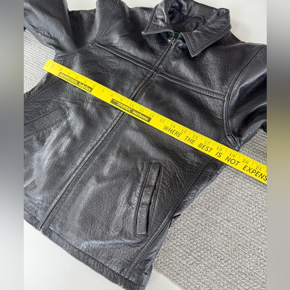 Vintage Rainforest Black Leather Jacket Quilted Lining Buckle Details Medium - Picture 8 of 10